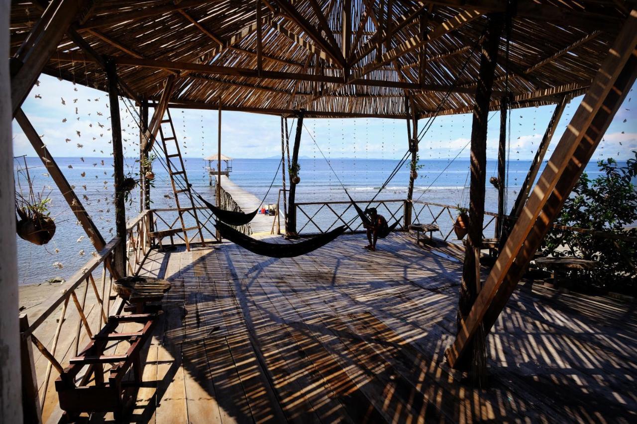 Sanctum Una Una Eco Dive Resort Pulau Unauna Eksteriør bilde