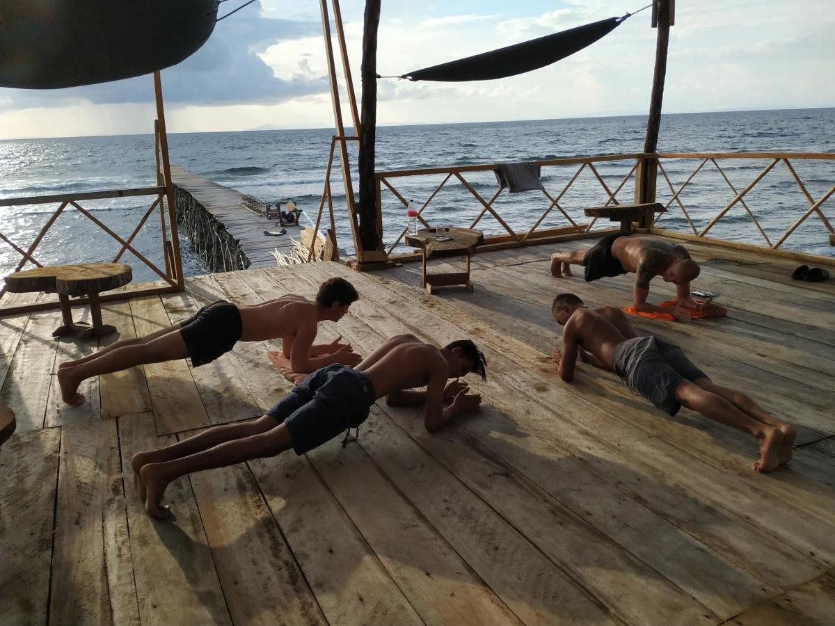 Sanctum Una Una Eco Dive Resort Pulau Unauna Eksteriør bilde