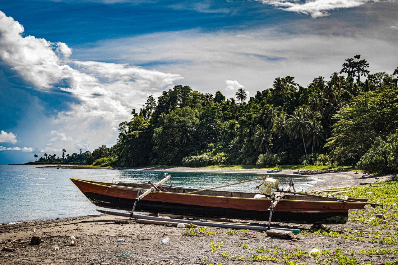 Sanctum Una Una Eco Dive Resort Pulau Unauna Eksteriør bilde