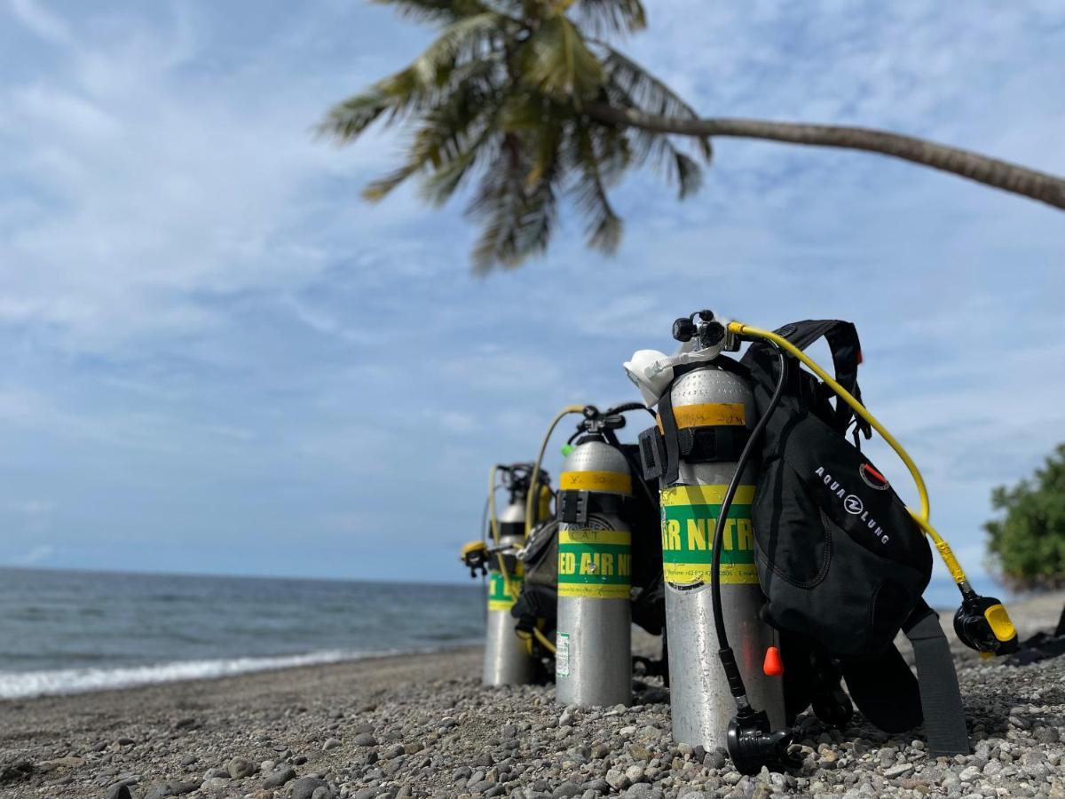 Sanctum Una Una Eco Dive Resort Pulau Unauna Eksteriør bilde