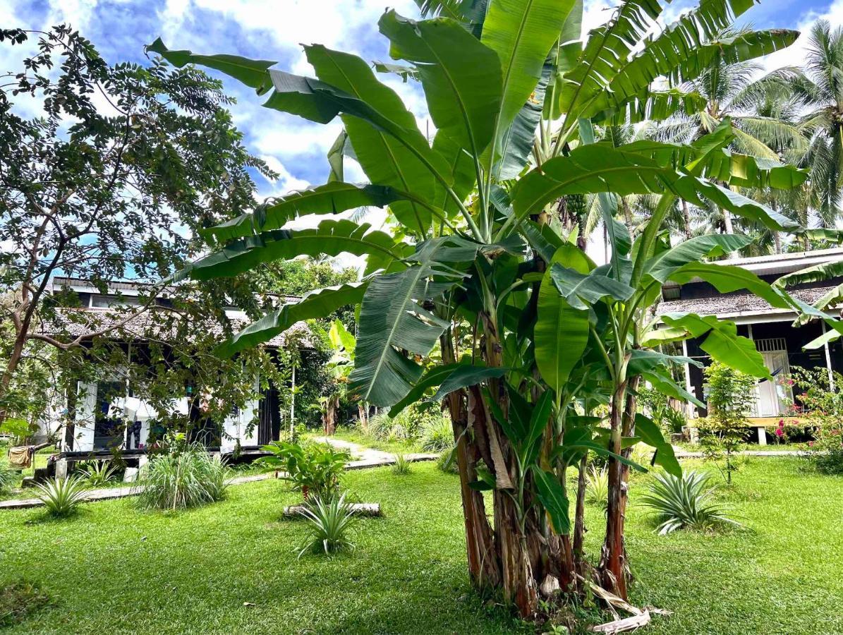 Sanctum Una Una Eco Dive Resort Pulau Unauna Eksteriør bilde